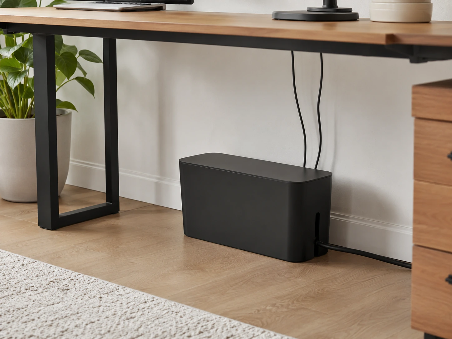 D-Line Cable Management Box Large -- Black