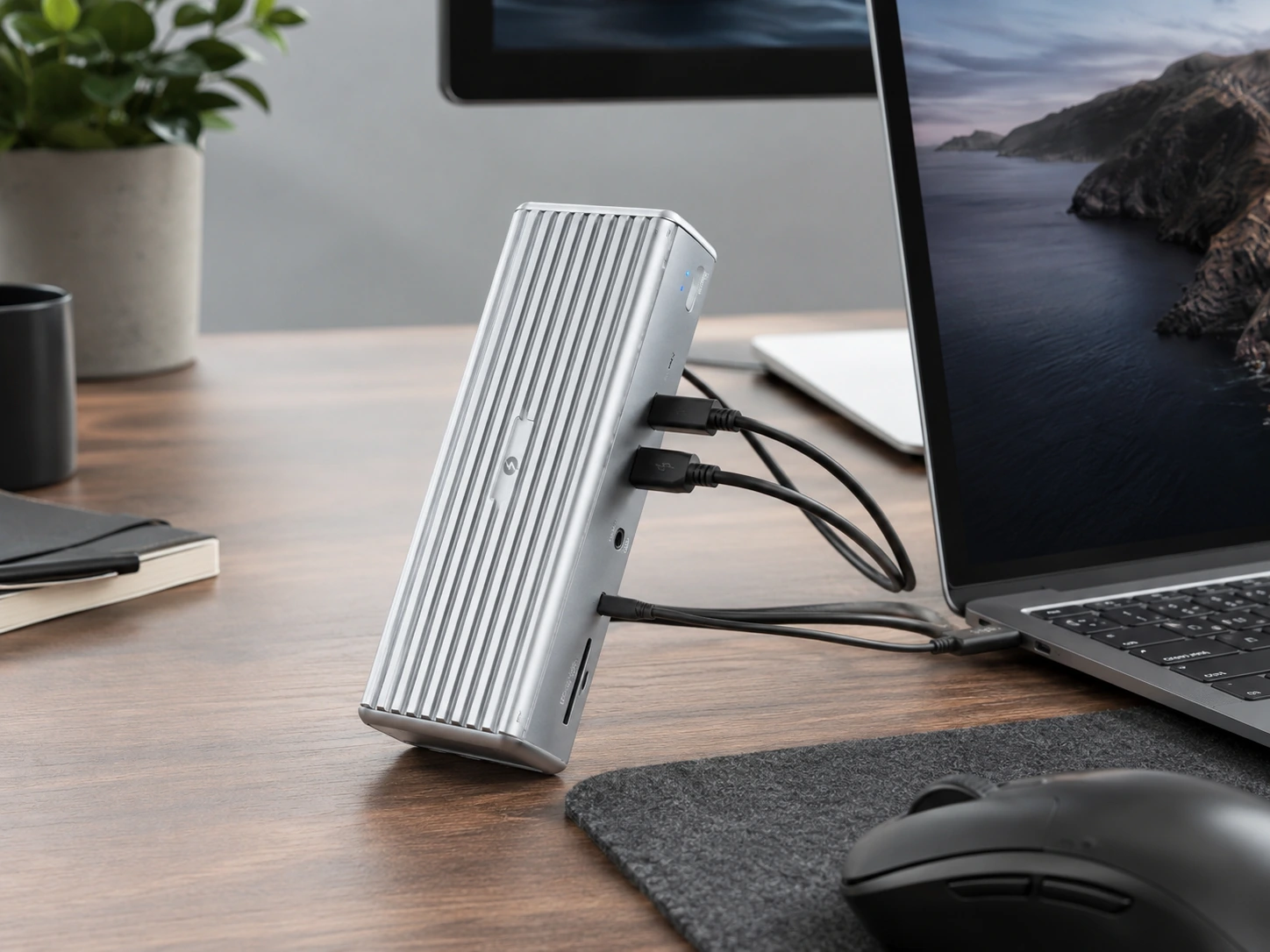 Anker 777 Thunderbolt 4 (12-in-1, 90W)